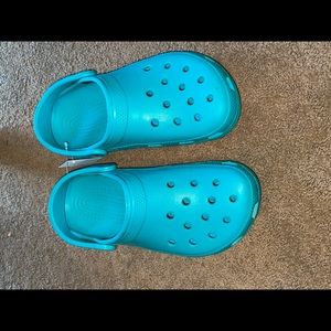 crocs size 7 9